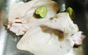 Luộc Tai Heo Bao Lâu