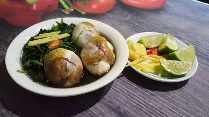 Mì Tôm Trứng Vịt Lộn: Hướng Dẫn Toàn Tập Nấu Ăn