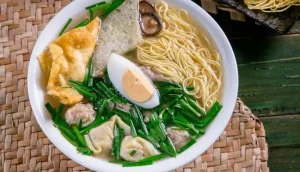 Mỳ Vằn Thắn: Hướng Dẫn Chi Tiết Từ Nguyên Liệu Đến Các Biến Tấu