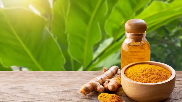 Nghệ Tươi Ngâm Mật Ong: Bí Quyết Sức Khỏe Và Làn Da Từ Thiên Nhiên