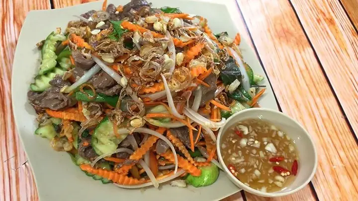 Nguyên Liệu Làm Gỏi Bò