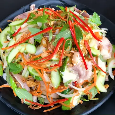 Nguyên Liệu Làm Gỏi Tai Heo