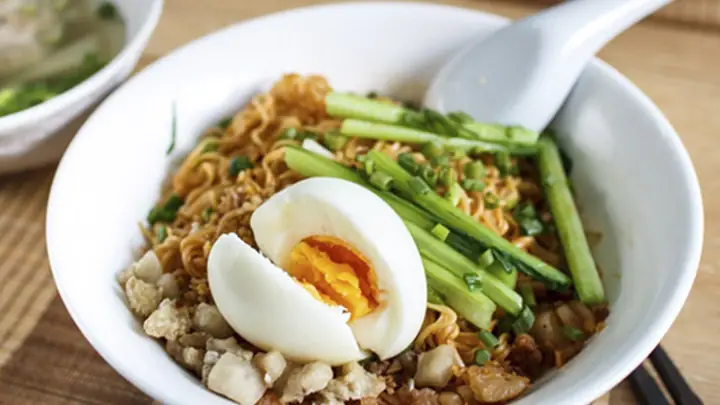 Những Cách Chế Biến Mì Gói