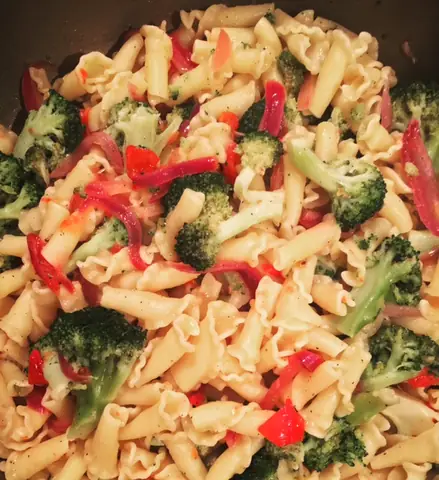 Cách Làm Pasta Với Tỏi Và Hành Tây Thơm Ngon, Dễ Thực Hiện