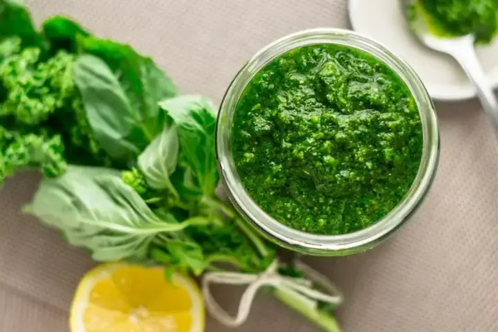 Sốt Pesto Có Vị Gì? Khám Phá Hương Vị Tinh Tế Từ Ý
