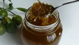 Hướng Dẫn Chi Tiết Cách Làm Tắc Ngâm Mật Ong Đường Phèn Tại Nhà