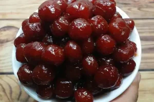 Tại Sao Mứt Chùm Ruột Không Đỏ? Nguyên Nhân & Cách Khắc Phục Chi Tiết