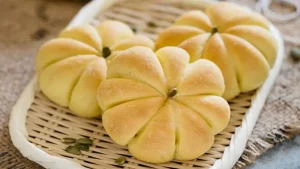 Tạo Hình Bánh Mì Ngọt