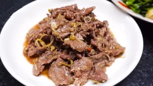 Thịt Bò Rang Sả Ớt