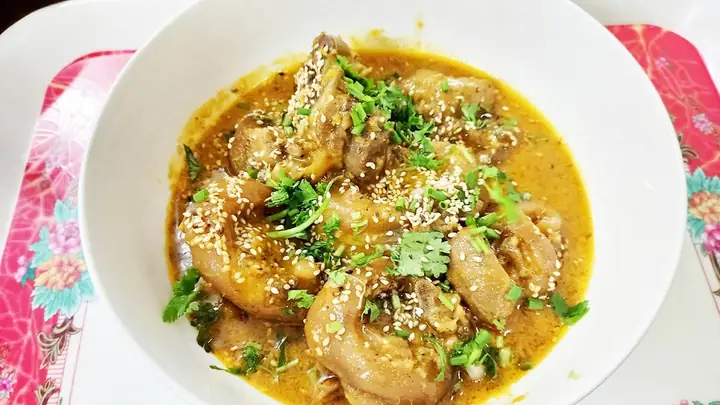 Thit Cho Hon Nuoc Dua