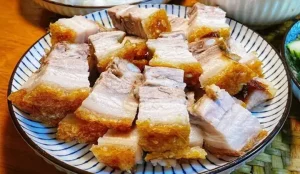 Cách Làm Thịt Heo Quay Áp Chảo Giòn Tan Tại Nhà