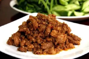 Thịt Xào Mắm Ruốc Huế