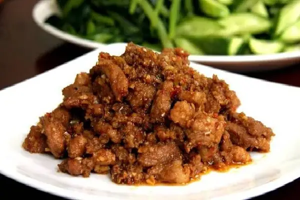 Thịt Xào Mắm Ruốc Huế