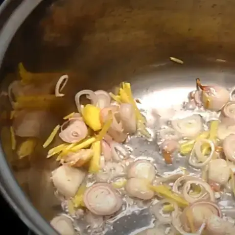 Hướng Dẫn Chi Tiết Cách Nấu Canh Trứng Cá Cà Chua Thơm Ngon