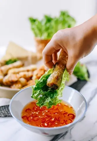 Cách Làm Chả Giò Việt Nam Giòn Rụm: Công Thức Chuẩn Và Mẹo Nhà Bếp